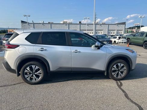 Certified 2023 Nissan Rogue SV AWD/4WD image 9