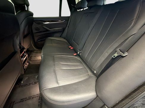 Used 2018 BMW X5 sDrive35i w/ M Sport Package RWD image 13