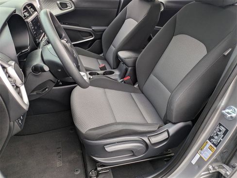 Used 2024 Kia Soul LX w/ Option Group 015 image 14