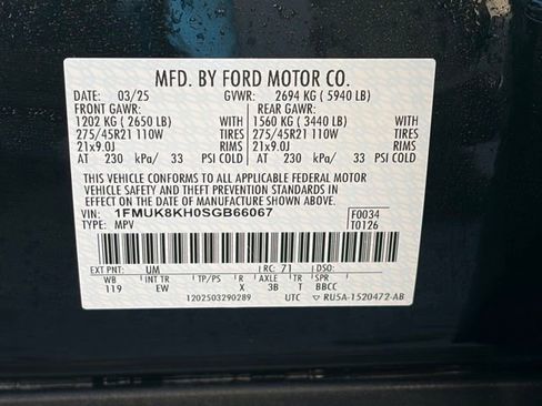 Used 2025 Ford Explorer ST-Line w/ ST-Line Street Pack image 39