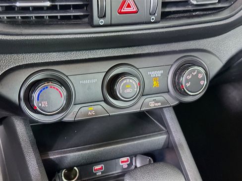 Used 2024 Kia Forte LXS image 23