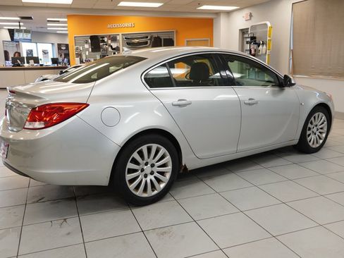 Used 2011 Buick Regal CXL w/ RL6 Preferred Equipment Group FWD image 12