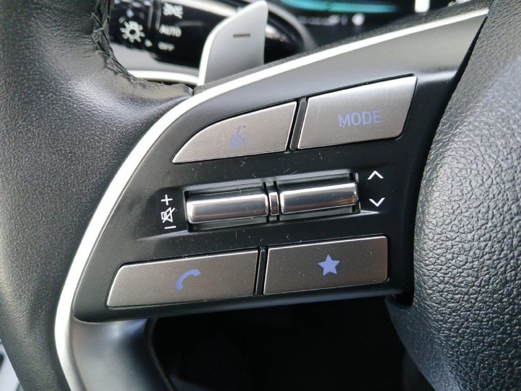 Used 2025 Hyundai Palisade SEL FWD image 11