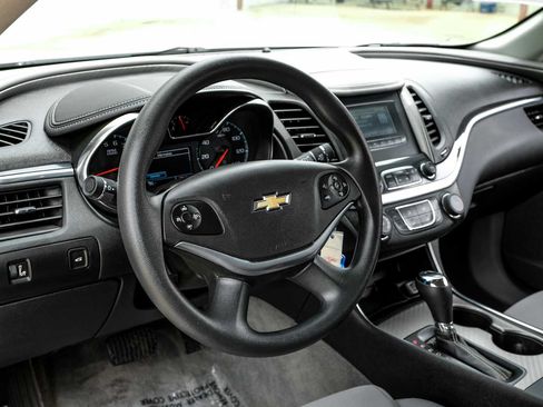 Used 2016 Chevrolet Impala LS FWD image 17