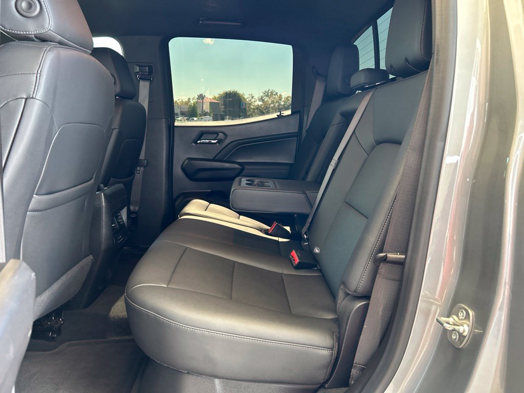 Used 2025 GMC Canyon Elevation w/ Convenience Package AWD/4WD image 9