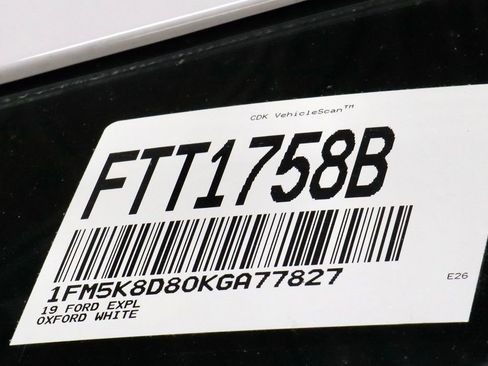 Certified 2019 Ford Explorer XLT w/ Equipment Group 202A AWD/4WD image 32