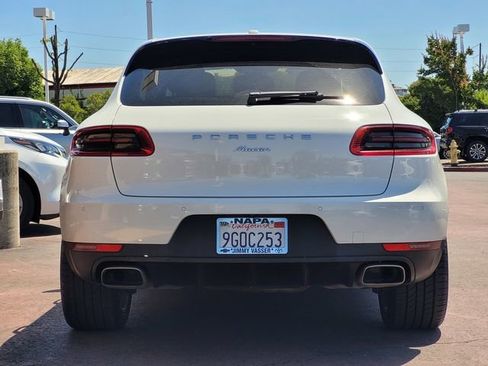Used 2018 Porsche Macan AWD/4WD image 7