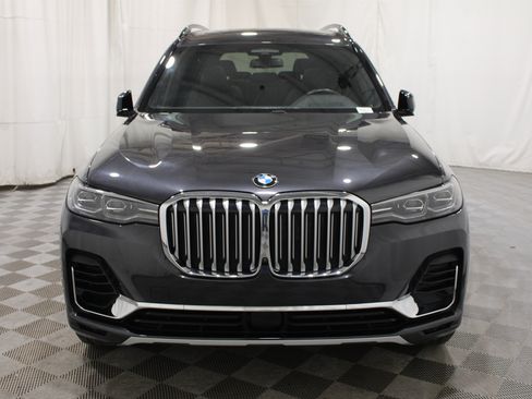 Used 2022 BMW X7 xDrive40i w/ Premium Package AWD/4WD image 47