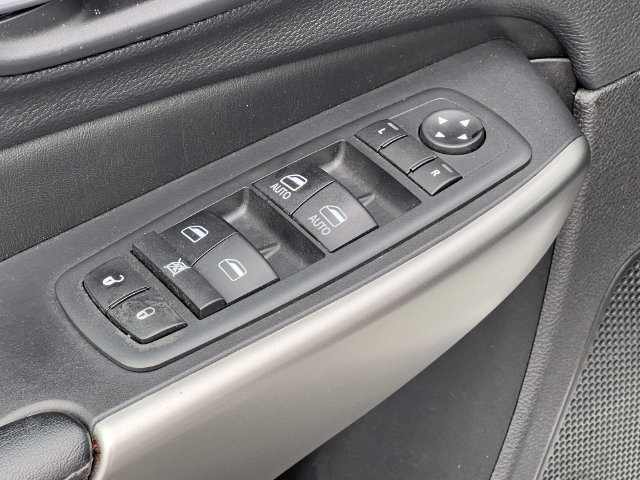 Used 2020 Jeep Cherokee High Altitude AWD/4WD image 17
