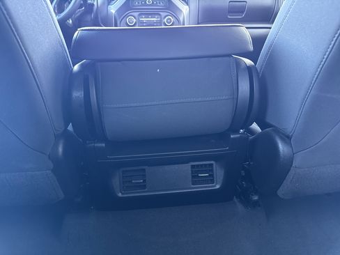 Used 2020 Chevrolet Silverado 1500 Custom w/ Custom Value Package image 32