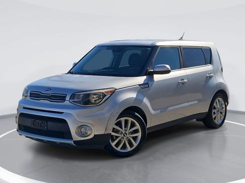Used 2018 Kia Soul + FWD image 1