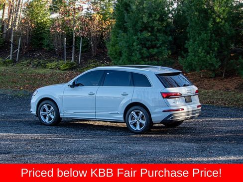Used 2022 Audi Q7 3.0T Premium w/ Convenience Package image 5