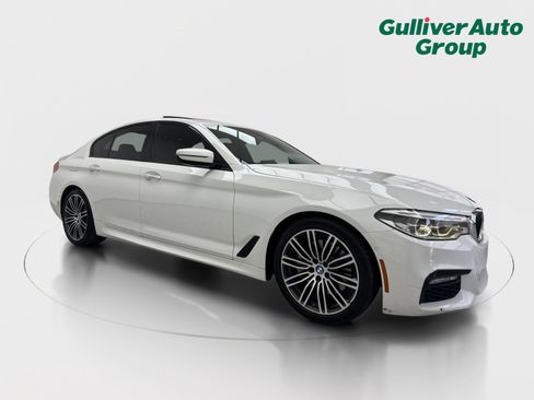 Used 2017 BMW 540i RWD image 12