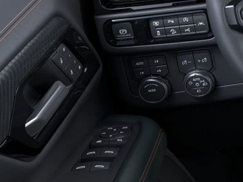 New 2026 GMC Yukon AT4 w/ LPO, Floor Liner Package image 46