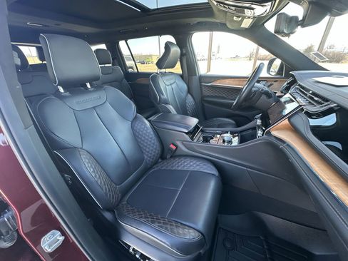 Used 2024 Jeep Grand Cherokee L Summit image 29