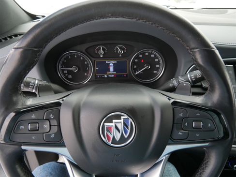 Used 2022 Buick Enclave Essence w/ Sport Touring Edition image 25