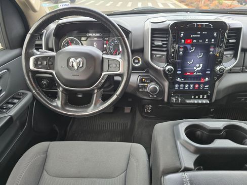 Used 2020 RAM 1500 Big Horn AWD/4WD image 14