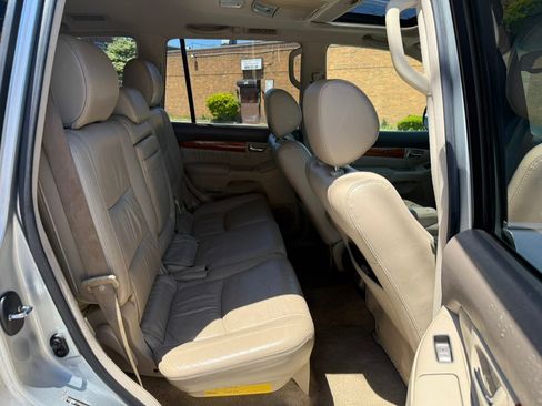 Used 2006 Lexus GX 470 AWD/4WD image 10
