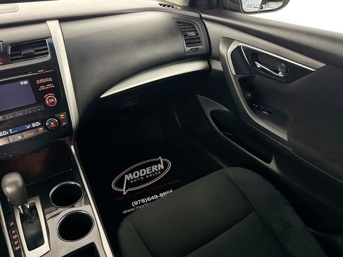 Used 2014 Nissan Altima 2.5 SV FWD image 29