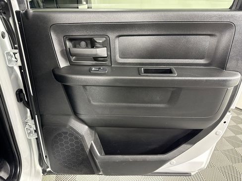 Used 2022 RAM 2500 Tradesman w/ Chrome Appearance Group image 26