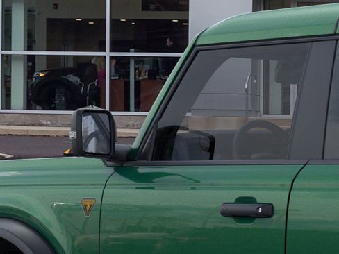 New 2025 Ford Bronco Badlands image 22