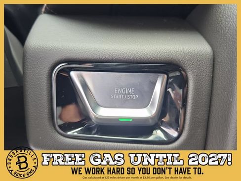 New 2026 GMC Yukon AT4 w/ AT4 Premium Plus Package AWD/4WD image 31