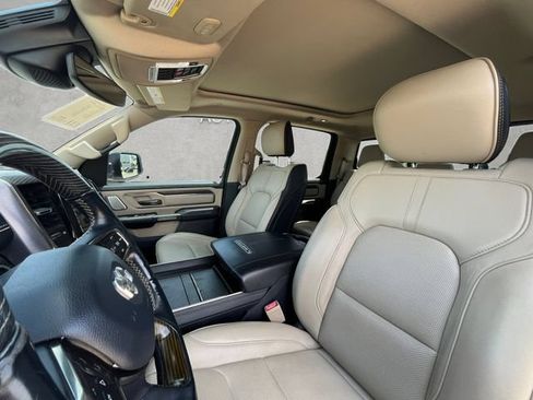 Used 2019 RAM 1500 Limited AWD/4WD image 19