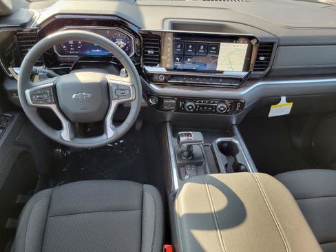 New 2026 Chevrolet Silverado 1500 LT Trail Boss w/ LPO, Dark Essentials Package AWD/4WD image 26