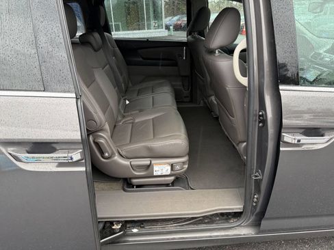 Used 2017 Honda Odyssey Touring image 13