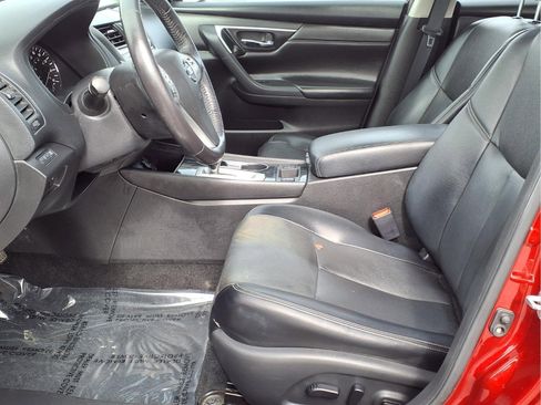 Used 2018 Nissan Altima 2.5 SL w/ 2.5 SL Technology Package FWD image 16