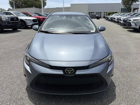 Used 2022 Toyota Corolla LE FWD image 6