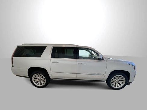 Used 2020 Cadillac Escalade ESV Platinum image 9