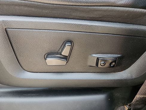 Used 2022 RAM 3500 Laramie image 8