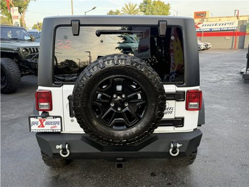 Used 2017 Jeep Wrangler Sport image 14