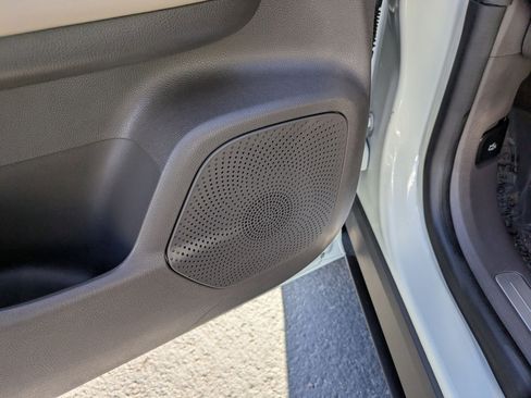 Used 2024 Lincoln Corsair Grand Touring w/ Equipment Group 301A image 13