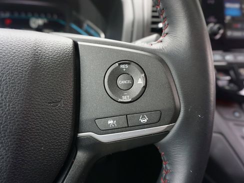 Used 2024 Honda Odyssey Sport image 9