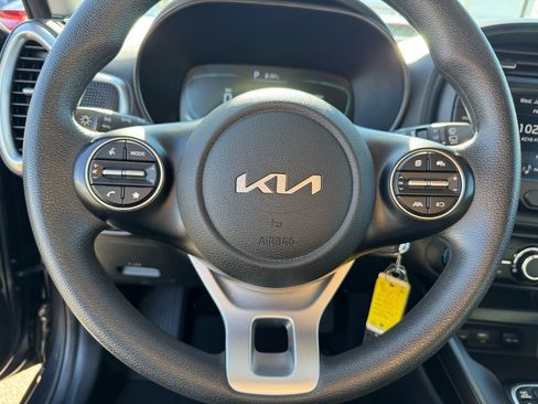 Used 2023 Kia Soul LX w/ Option Group 015 image 24