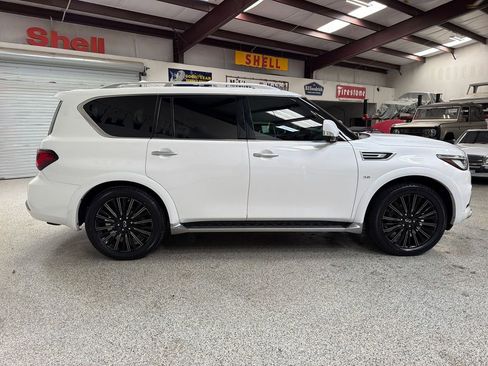 Used 2019 INFINITI QX80 Limited w/ All-Season Package AWD/4WD image 11