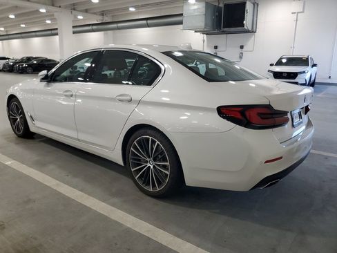 Used 2023 BMW 540i w/ Premium Package image 4