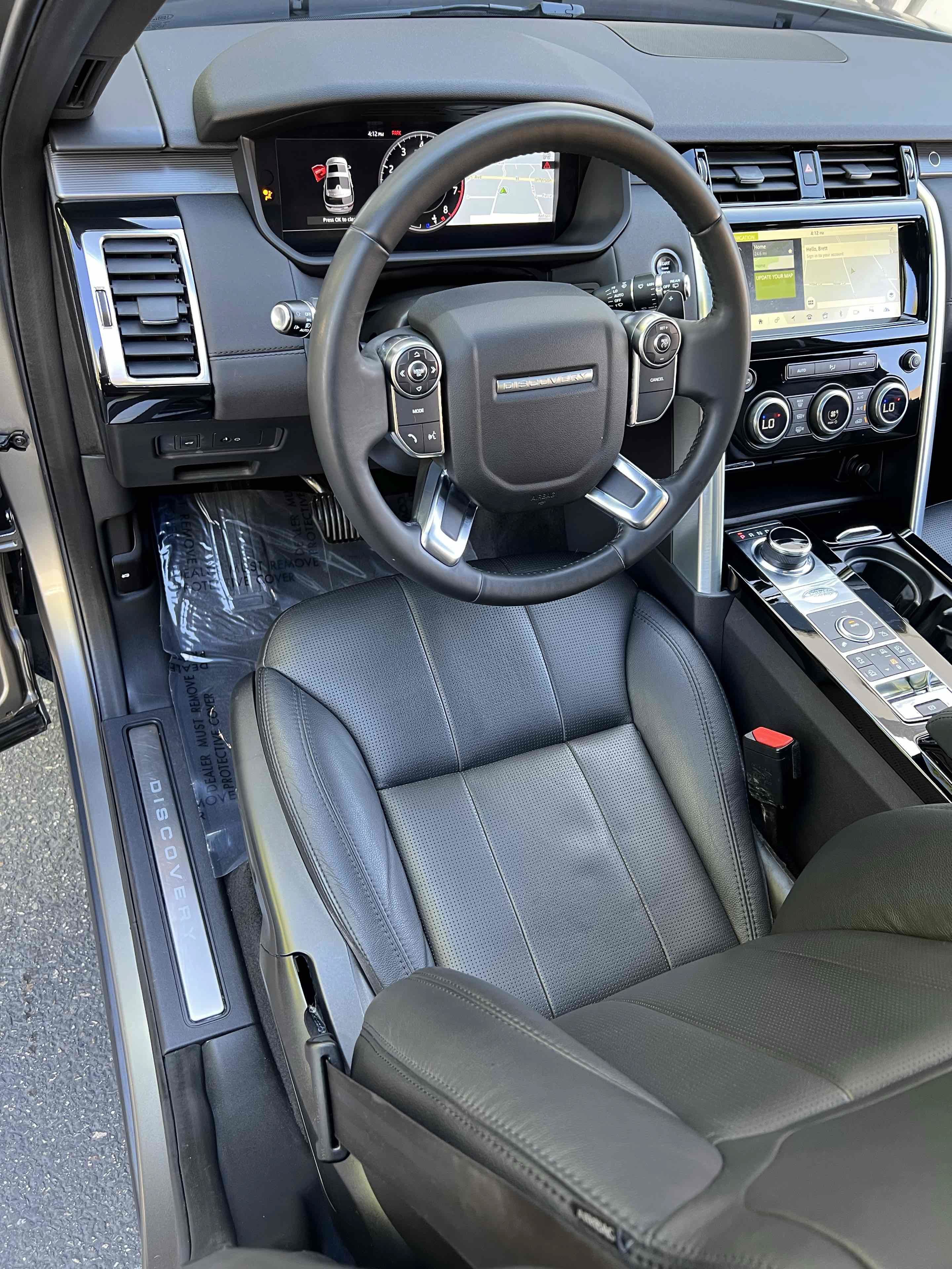Used 2018 Land Rover Discovery HSE AWD/4WD image 45
