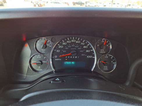 Used 2023 GMC Savana 2500 w/ Driver Convenience Package RWD image 12