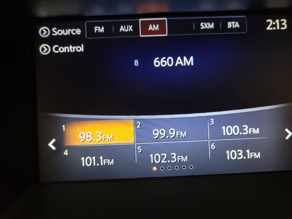 Used 2019 Nissan Pathfinder Platinum FWD image 25