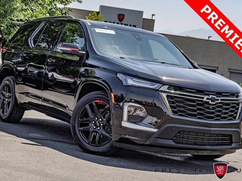 Used 2023 Chevrolet Traverse Premier w/ Redline Edition FWD image 1