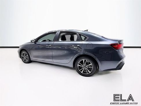 Used 2023 Kia Forte LXS FWD image 40