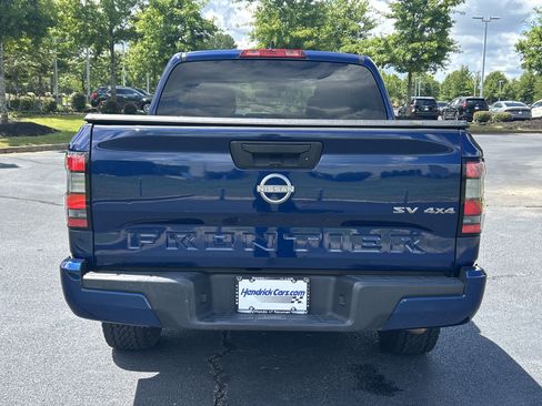 Used 2022 Nissan Frontier SV AWD/4WD image 8