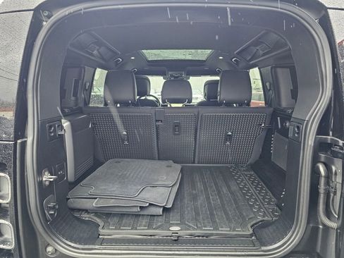 Used 2022 Land Rover Defender 110 X image 16