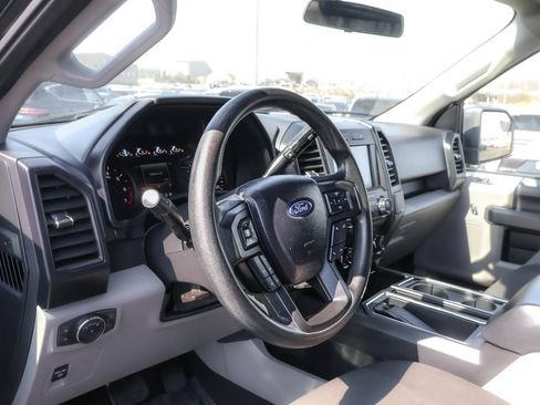 Used 2020 Ford F150 XL w/ Equipment Group 101A Mid AWD/4WD image 4