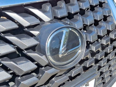 Used 2023 Lexus GX 460 Premium w/ Premium Package AWD/4WD image 4