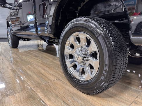 Used 2018 Ford F250 King Ranch w/ King Ranch Ultimate Package image 10