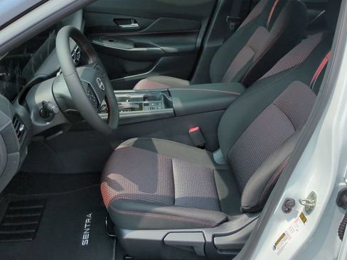 New 2026 Nissan Sentra SR w/ Floor Mat Package FWD image 11